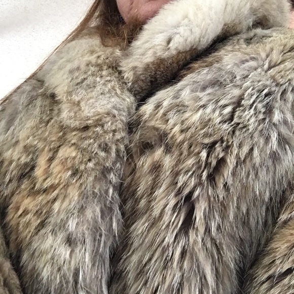 Coyote fur coat - Picture 4 of 14